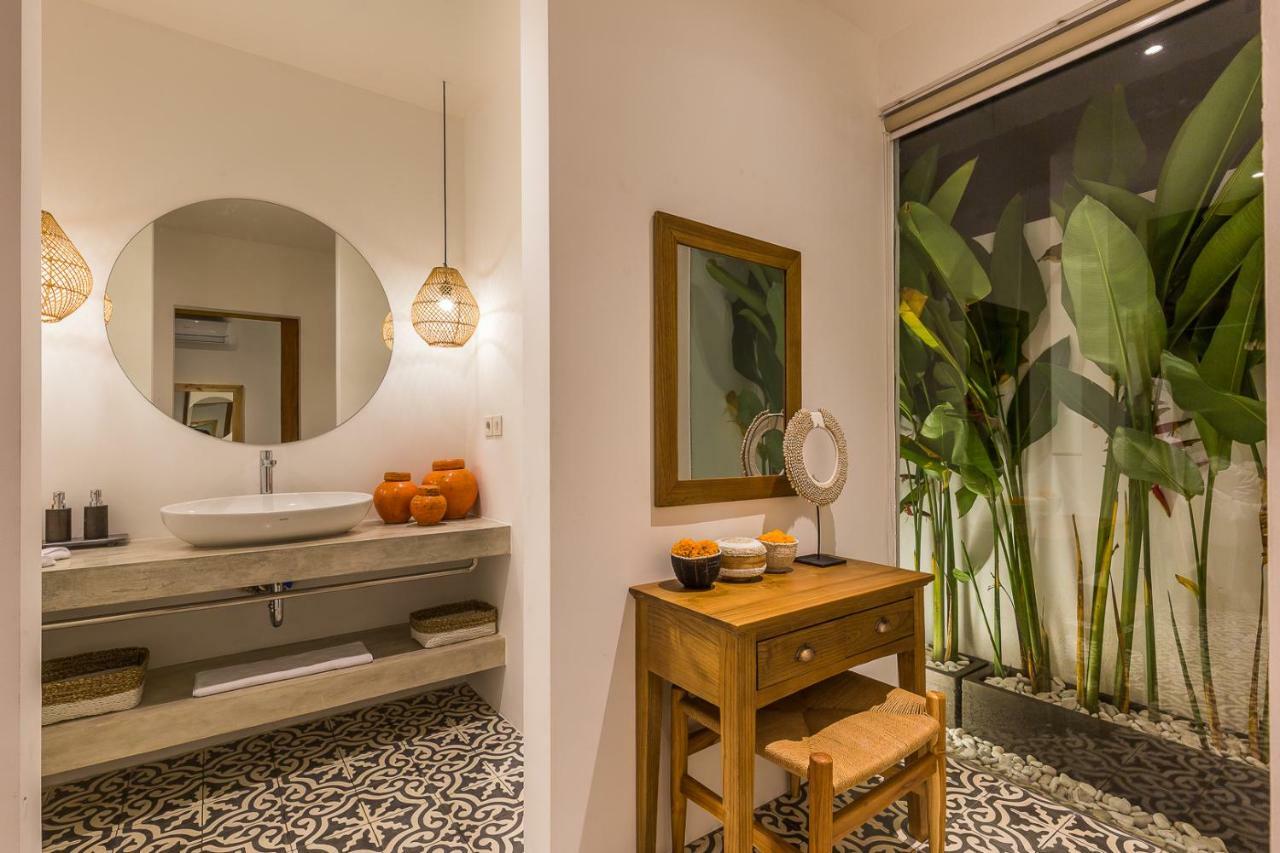 Villa Hoi By Alfred In Bali Семиняк Екстериор снимка